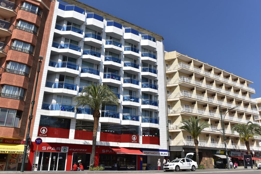 Blau By Marsol Apartment *